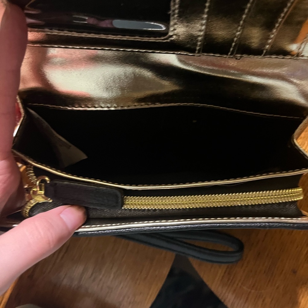 Betsey Johnson Black and White Clutch - Picture 9 of 11